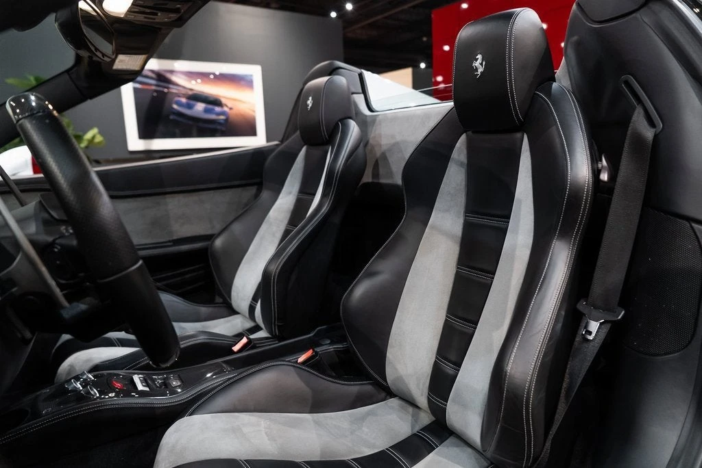 2014 Ferrari 458 Spider - Image 4 of 6