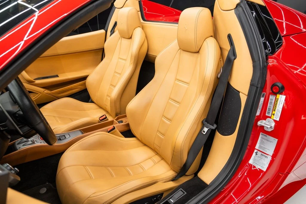 2014 Ferrari 458 Spider - Image 19 of 21