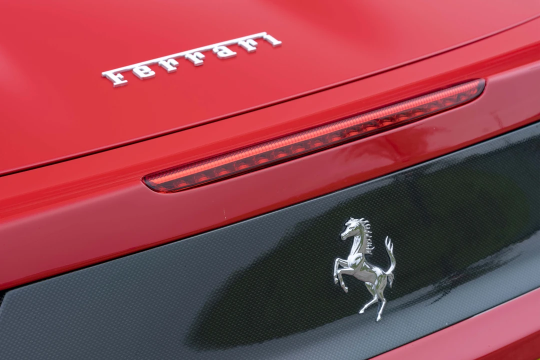 2014 Ferrari 458 Spider - Image 16 of 31