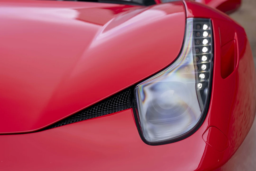 2014 Ferrari 458 Spider - Image 27 of 31