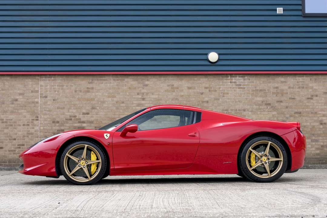 2014 Ferrari 458 Spider - Image 8 of 31