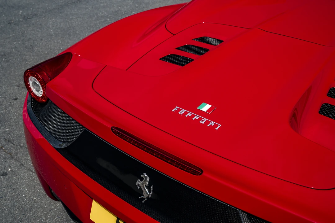 2014 Ferrari 458 Spider - Image 25 of 31