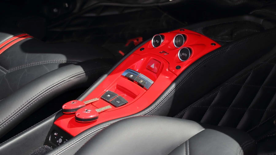2014 Ferrari 458 Spider - Image 10 of 31