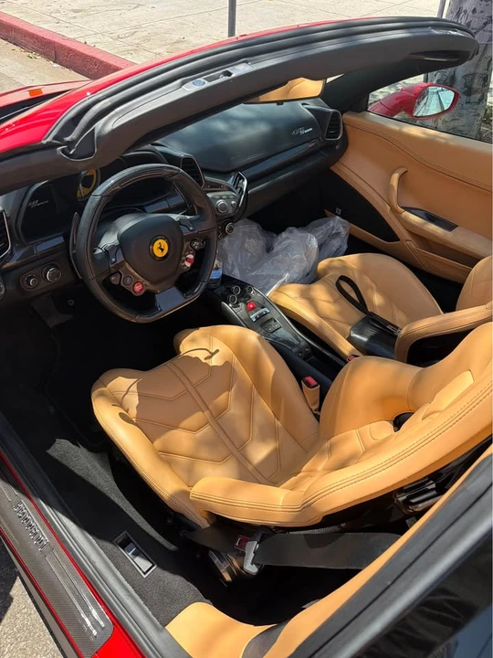2014 Ferrari 458 Spider - Image 4 of 7
