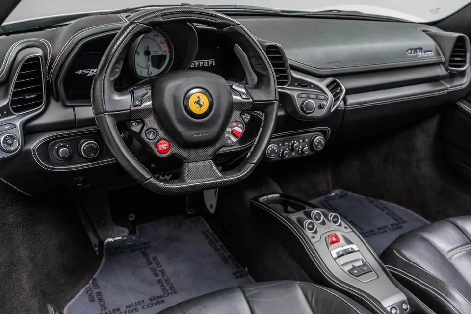 2014 Ferrari 458 Spider - Image 9 of 15