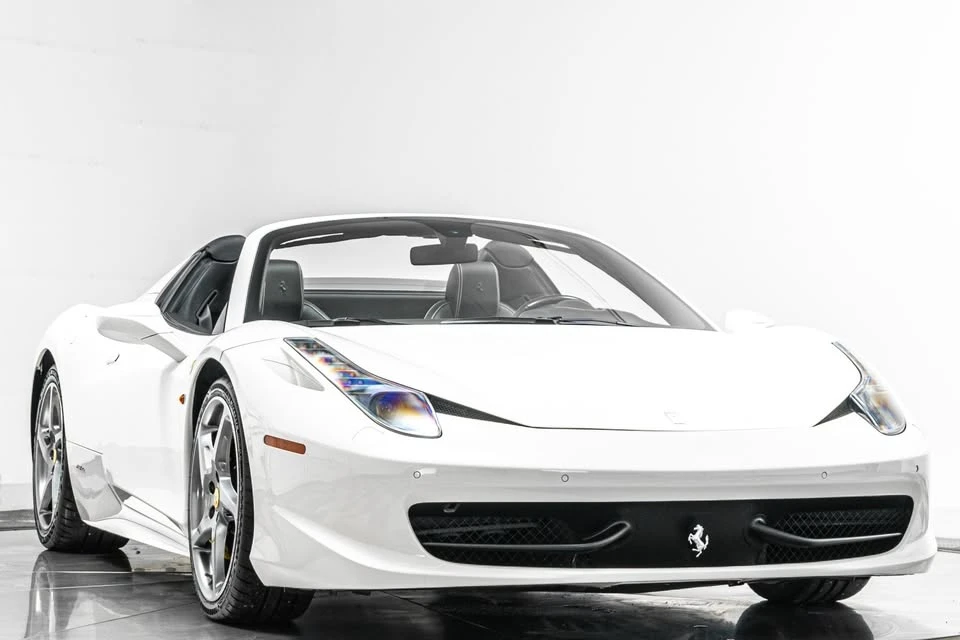2014 Ferrari 458 Spider - Image 2 of 15
