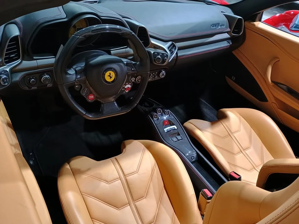 2014 Ferrari 458 Spider - Image 11 of 17