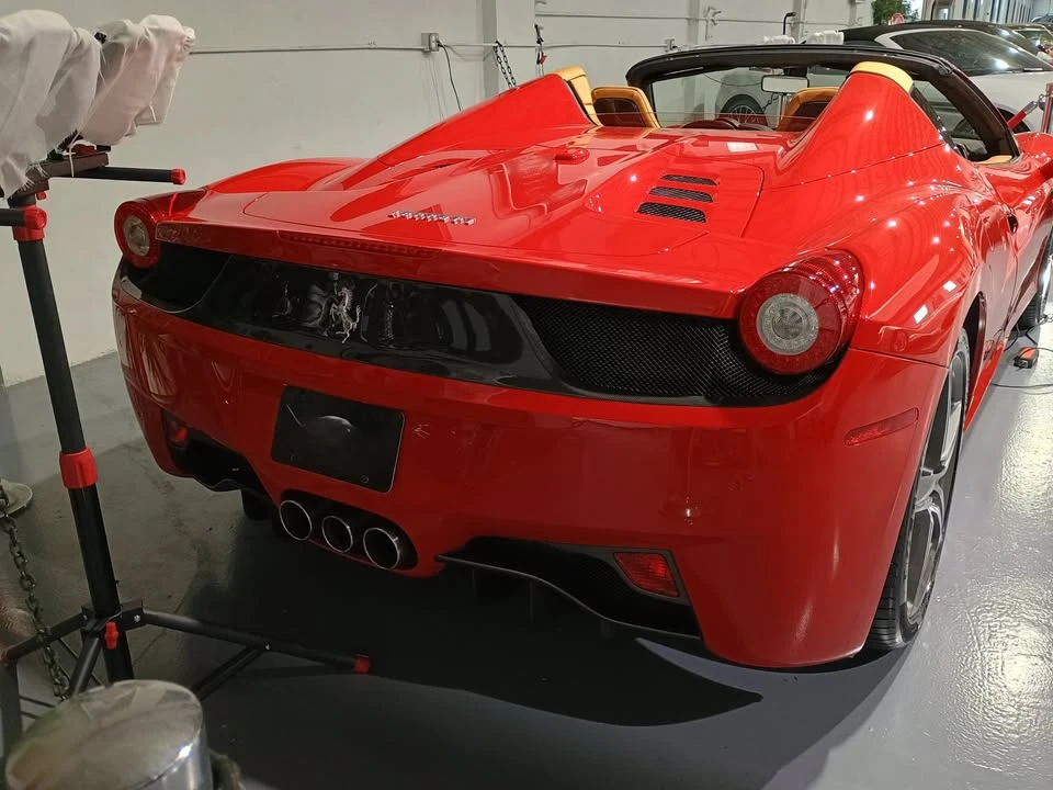 2014 Ferrari 458 Spider - Image 4 of 17
