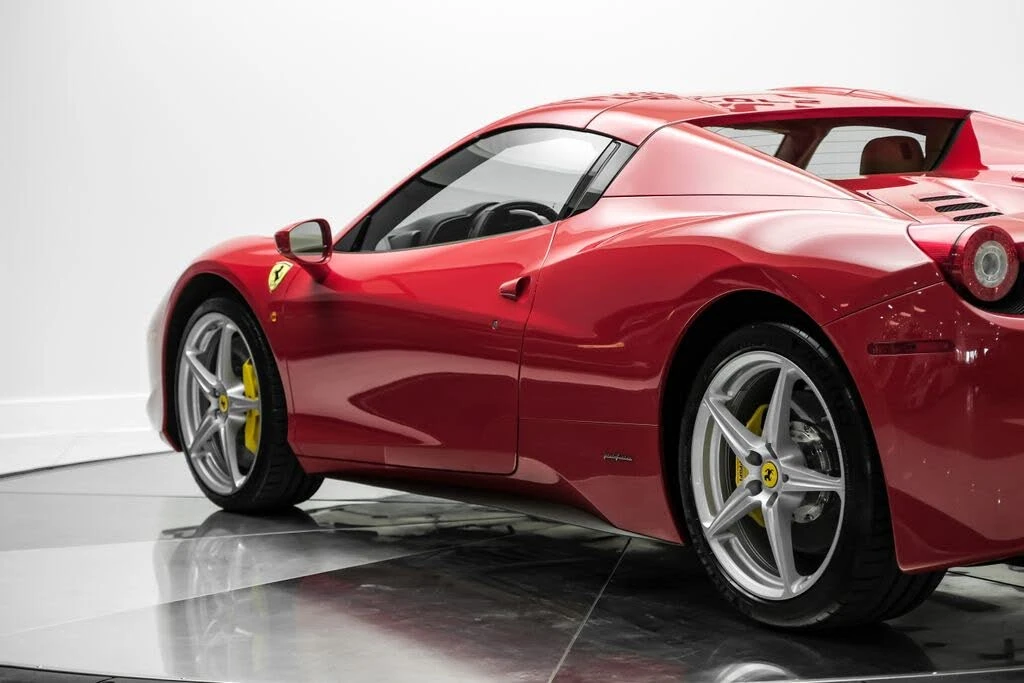 2014 Ferrari 458 Spider - Image 16 of 31