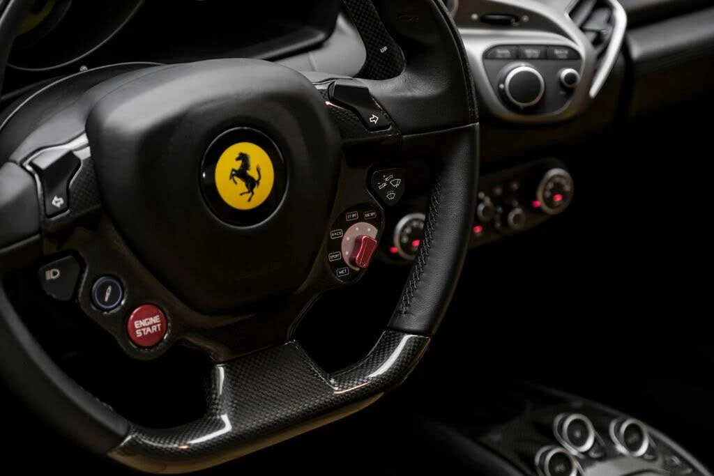 2014 Ferrari 458 Spider - Image 25 of 31