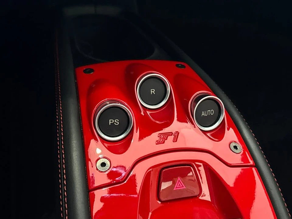 2014 Ferrari 458 Spider - Image 26 of 31