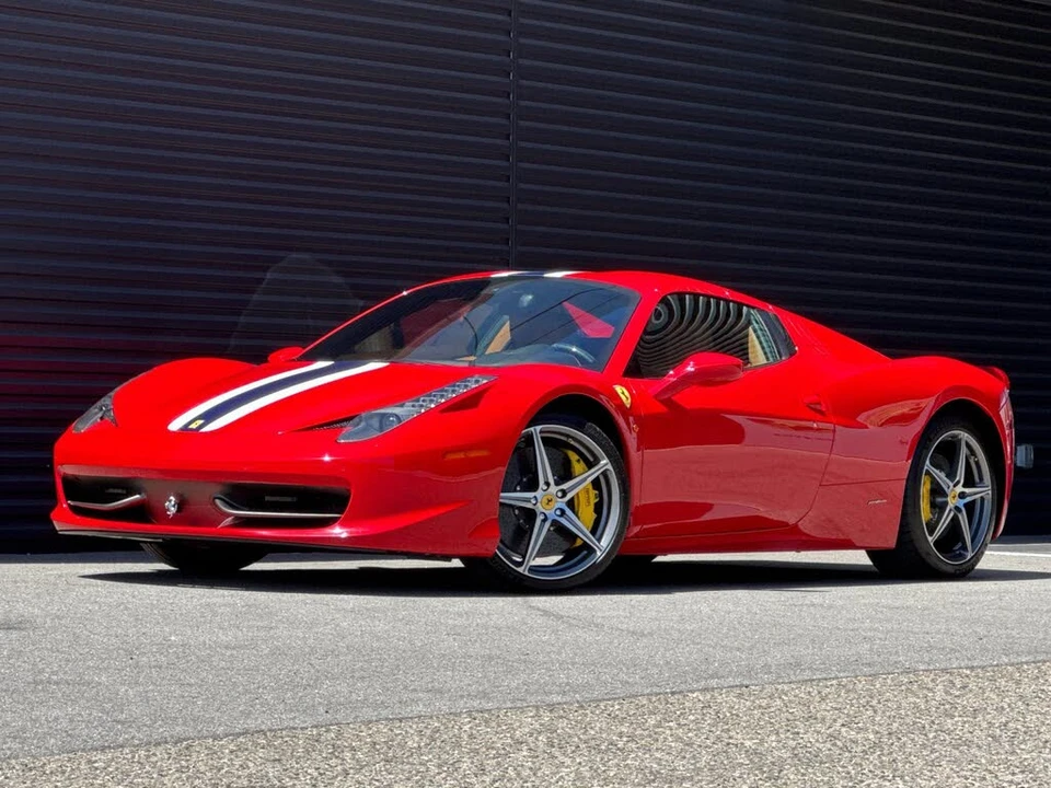 2014 Ferrari 458 Spider - Image 12 of 31