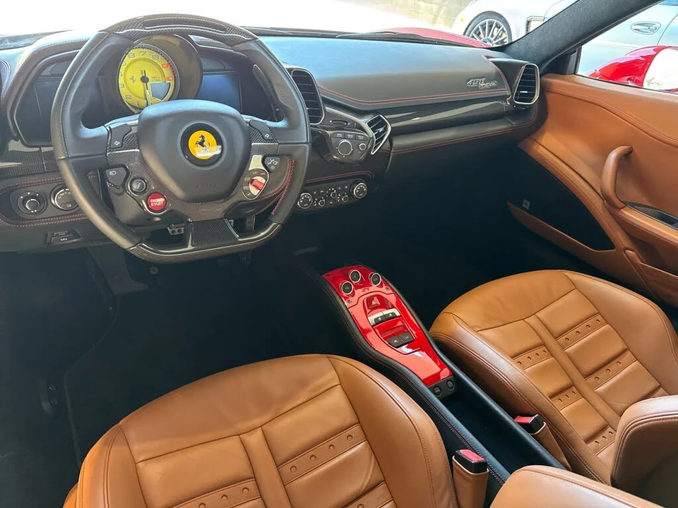 2014 Ferrari 458 Spider - Image 6 of 31