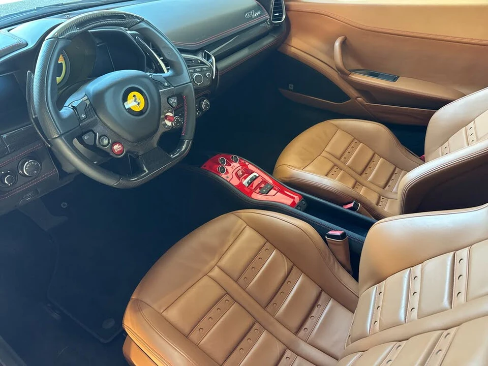 2014 Ferrari 458 Spider - Image 4 of 31