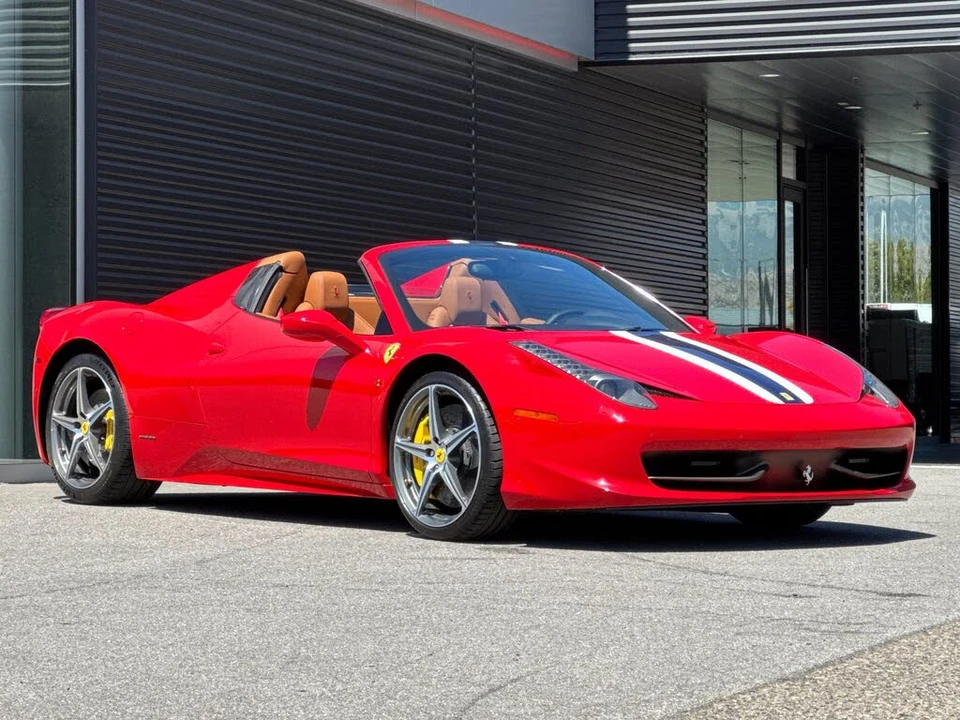 2014 Ferrari 458 Spider - Image 10 of 31
