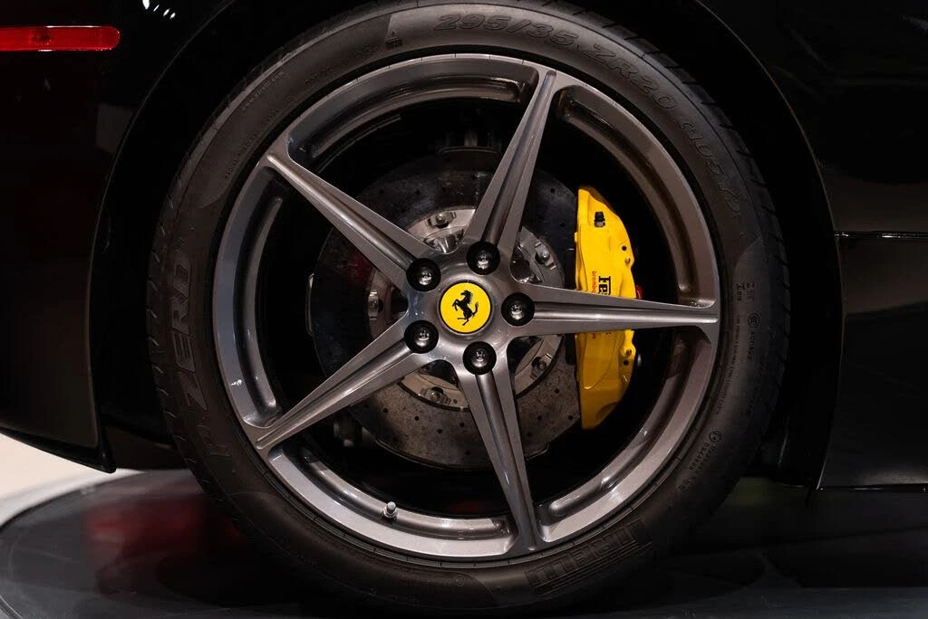 2014 Ferrari 458 Spider - Image 15 of 31