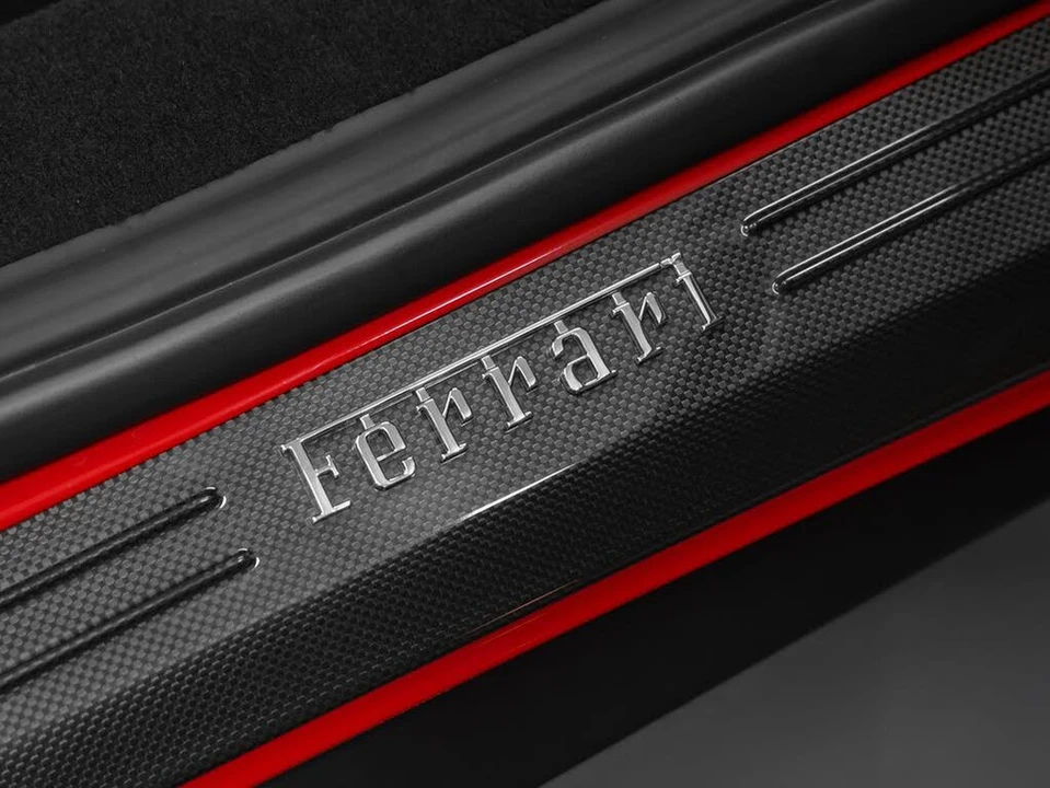 2014 Ferrari 458 Spider - Image 18 of 31