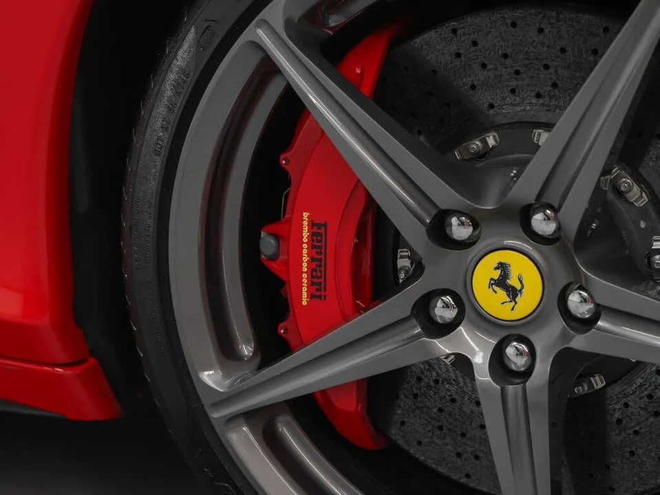 2014 Ferrari 458 Spider - Image 13 of 31