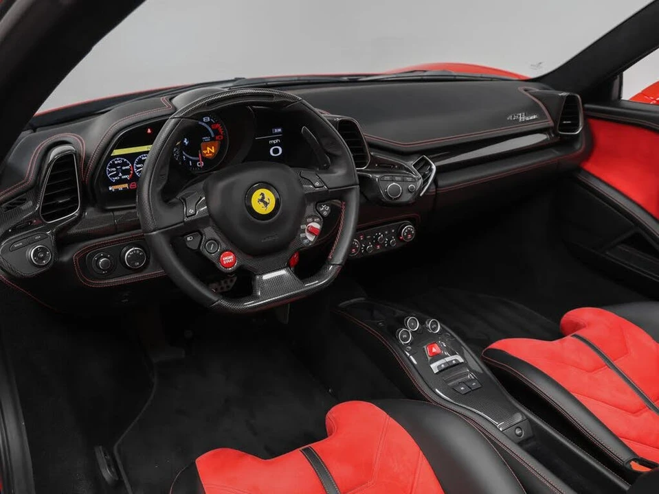 2014 Ferrari 458 Spider - Image 2 of 31