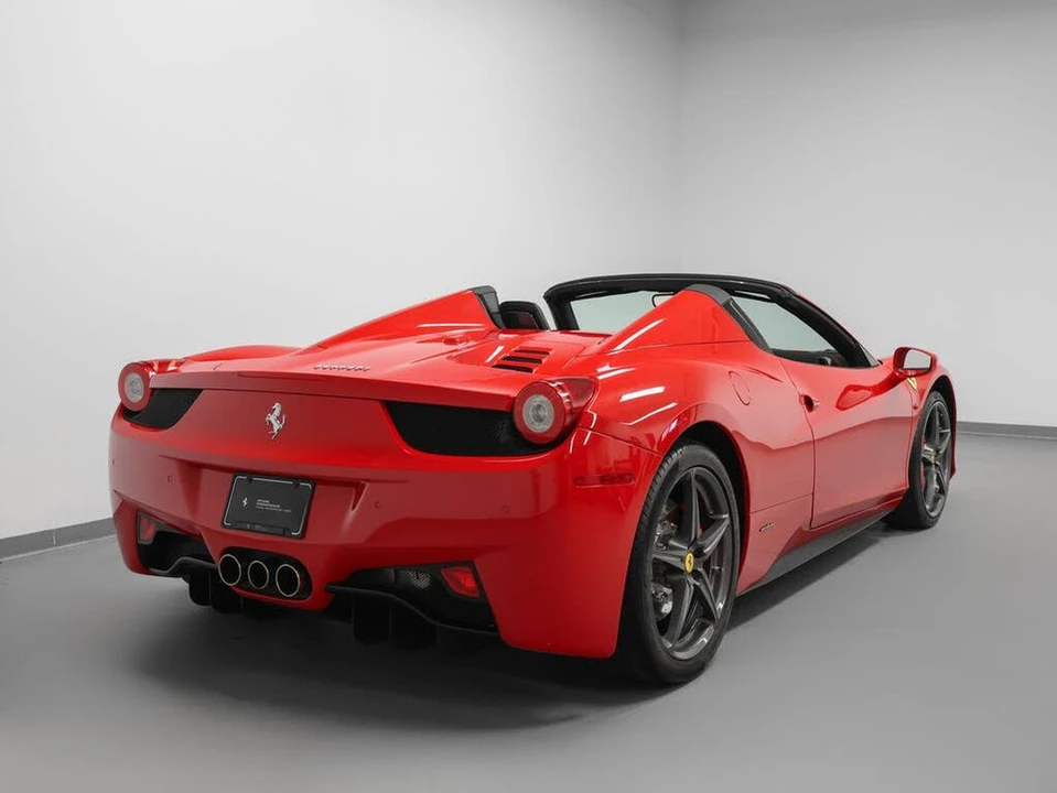 2014 Ferrari 458 Spider - Image 30 of 31