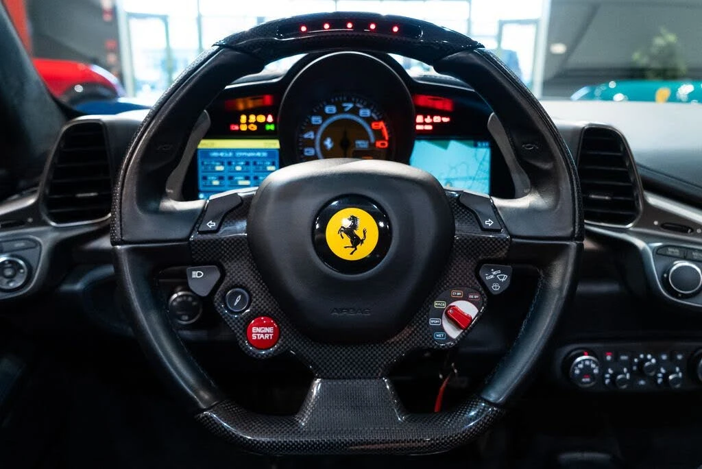 2014 Ferrari 458 Spider - Image 5 of 31