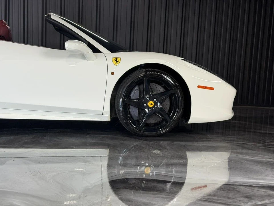2014 Ferrari 458 Spider - Image 10 of 24