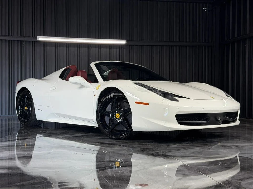 2014 Ferrari 458 Spider - Image 5 of 24
