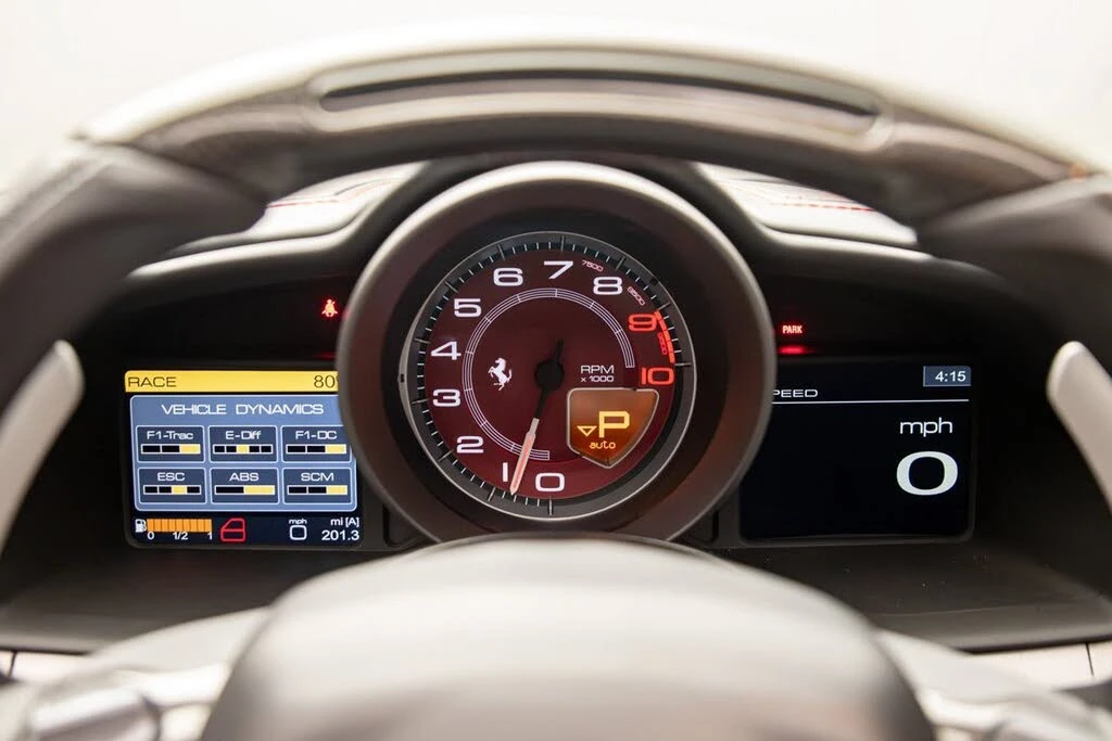 2014 Ferrari 458 Spider - Image 29 of 31