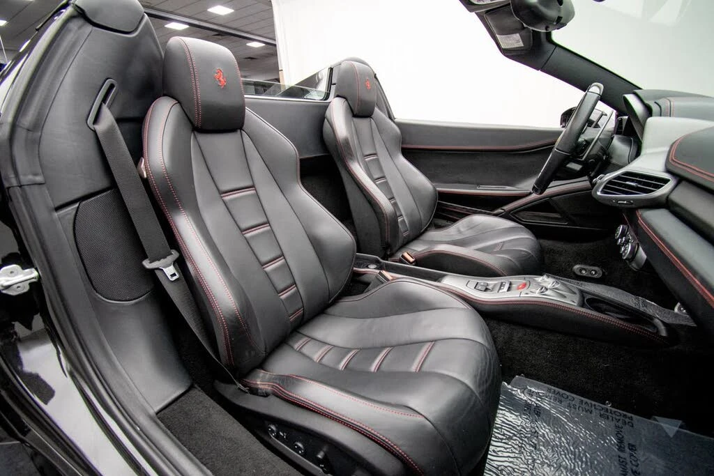 2014 Ferrari 458 Spider - Image 22 of 31