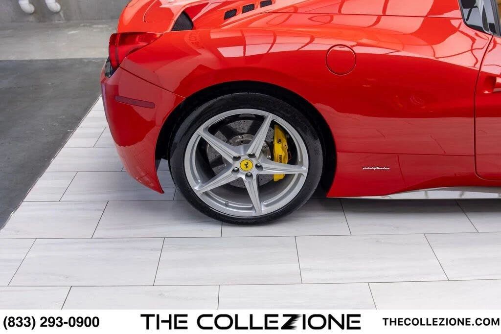 2014 Ferrari 458 Spider - Image 28 of 31