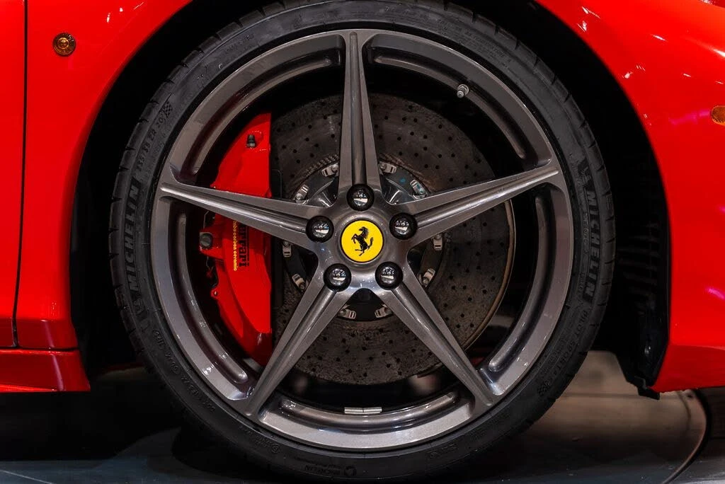 2014 Ferrari 458 Spider - Image 16 of 31