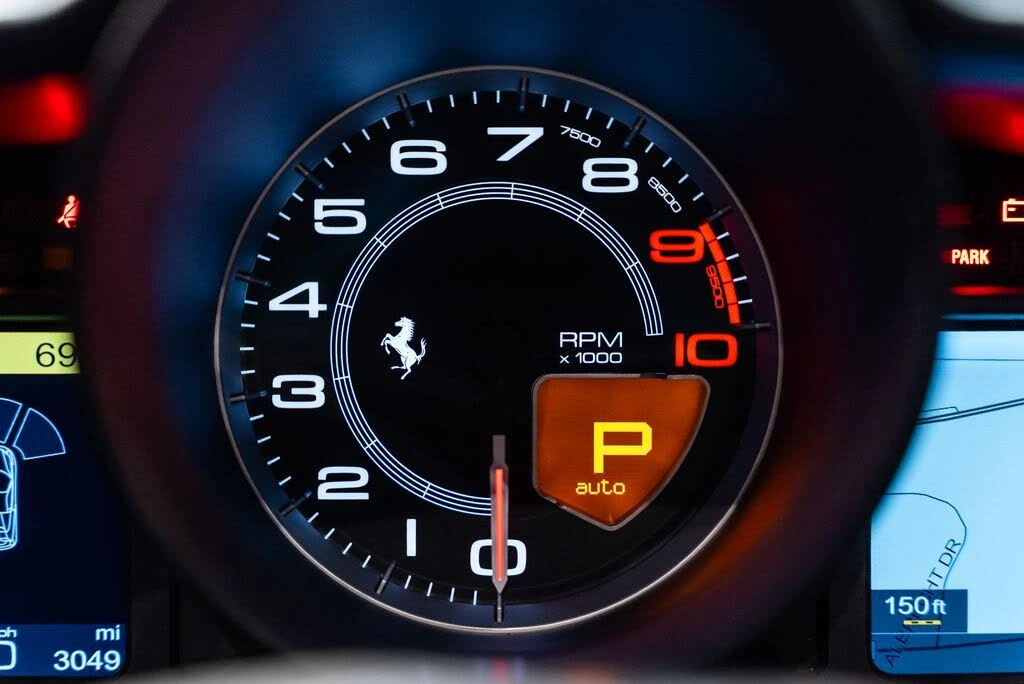 2014 Ferrari 458 Spider - Image 26 of 31