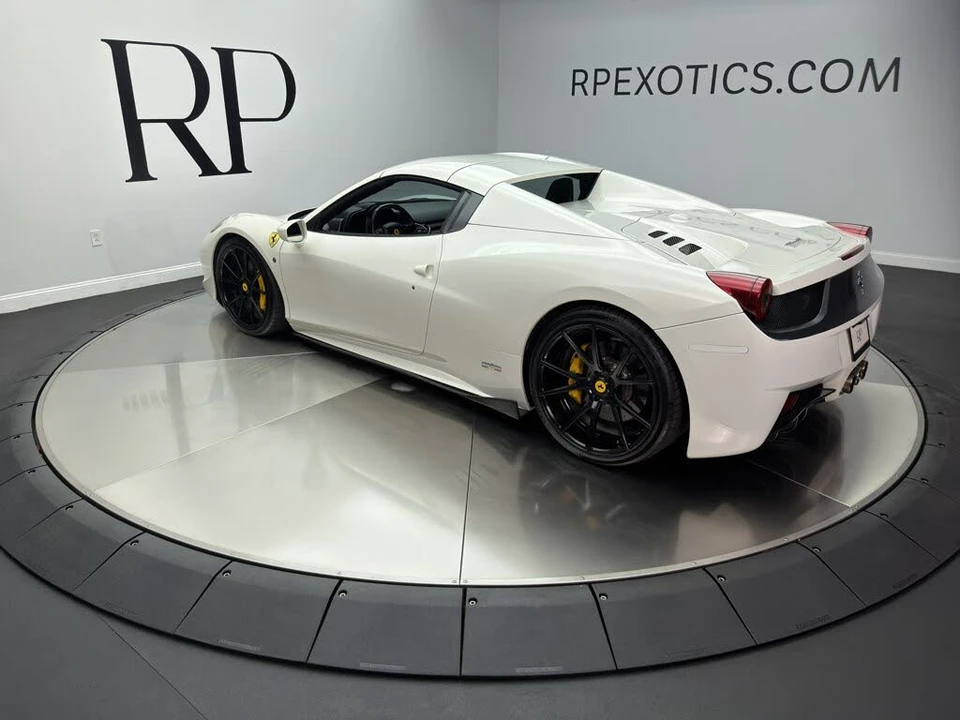 2014 Ferrari 458 Spider - Image 12 of 31