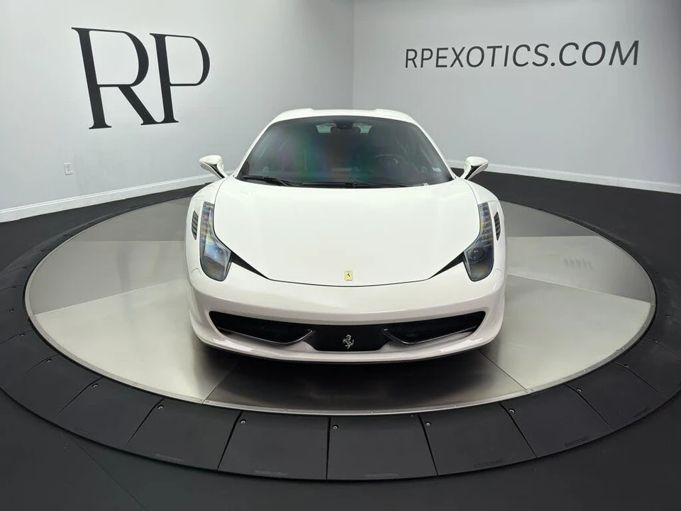 2014 Ferrari 458 Spider - Image 9 of 31