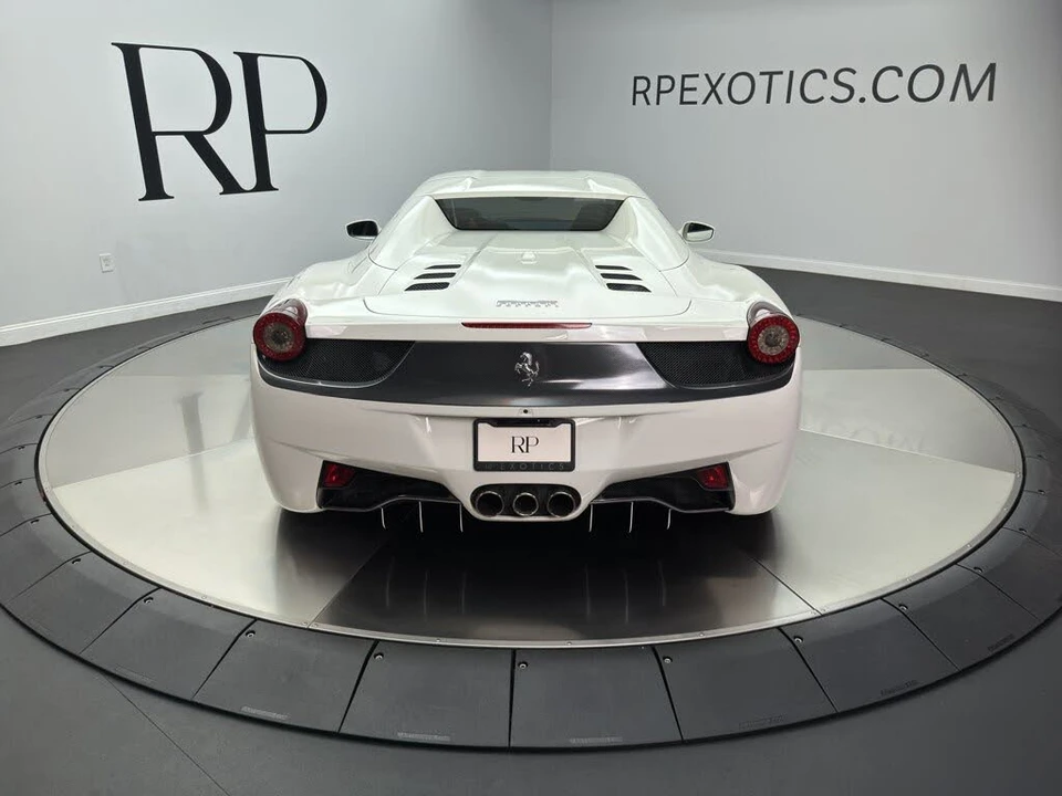 2014 Ferrari 458 Spider - Image 13 of 31