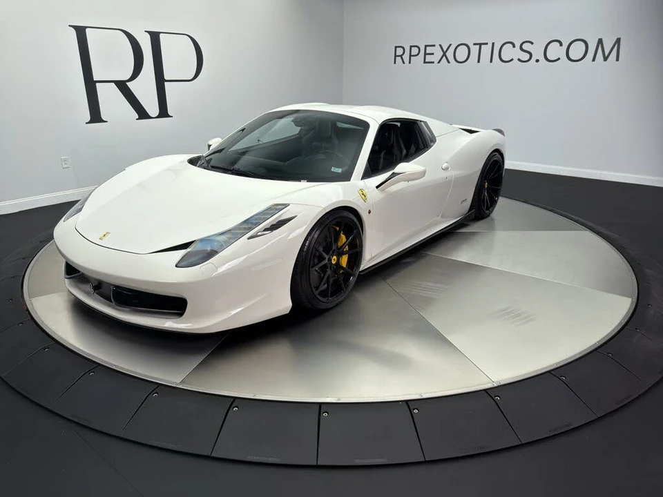 2014 Ferrari 458 Spider - Image 10 of 31