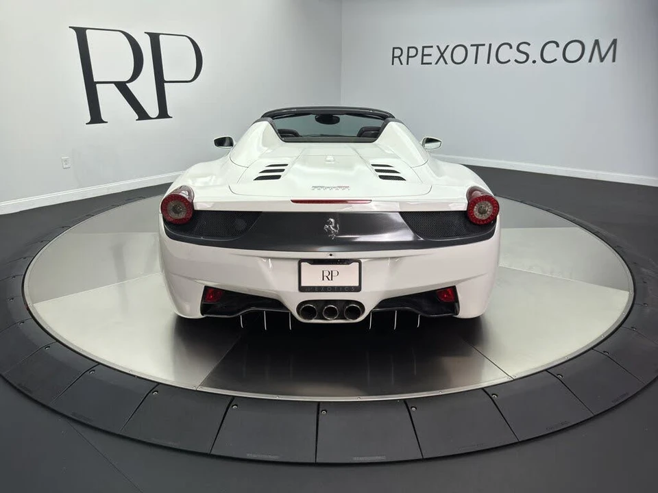 2014 Ferrari 458 Spider - Image 5 of 31