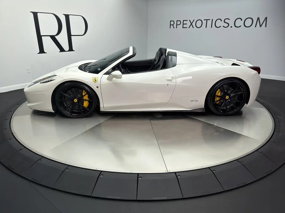 2014 Ferrari 458 Spider - Image 3 of 31