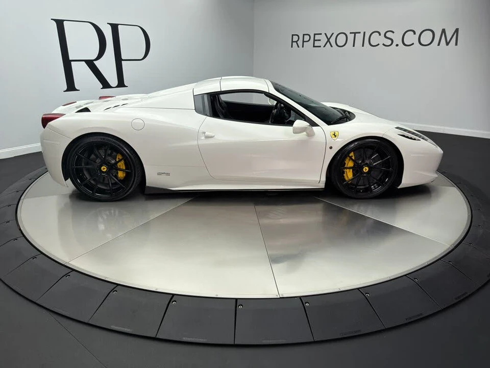 2014 Ferrari 458 Spider - Image 15 of 31