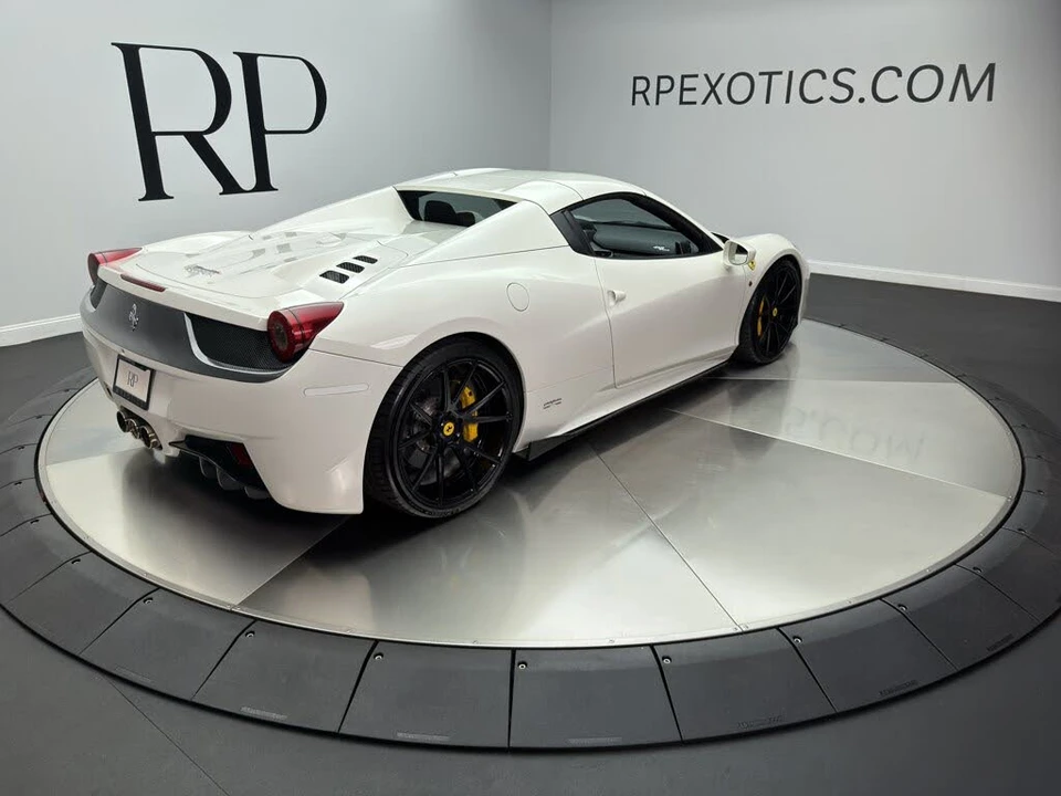 2014 Ferrari 458 Spider - Image 14 of 31