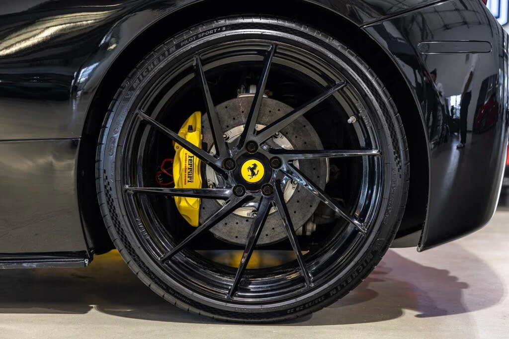 2014 Ferrari 458 Spider - Image 22 of 31