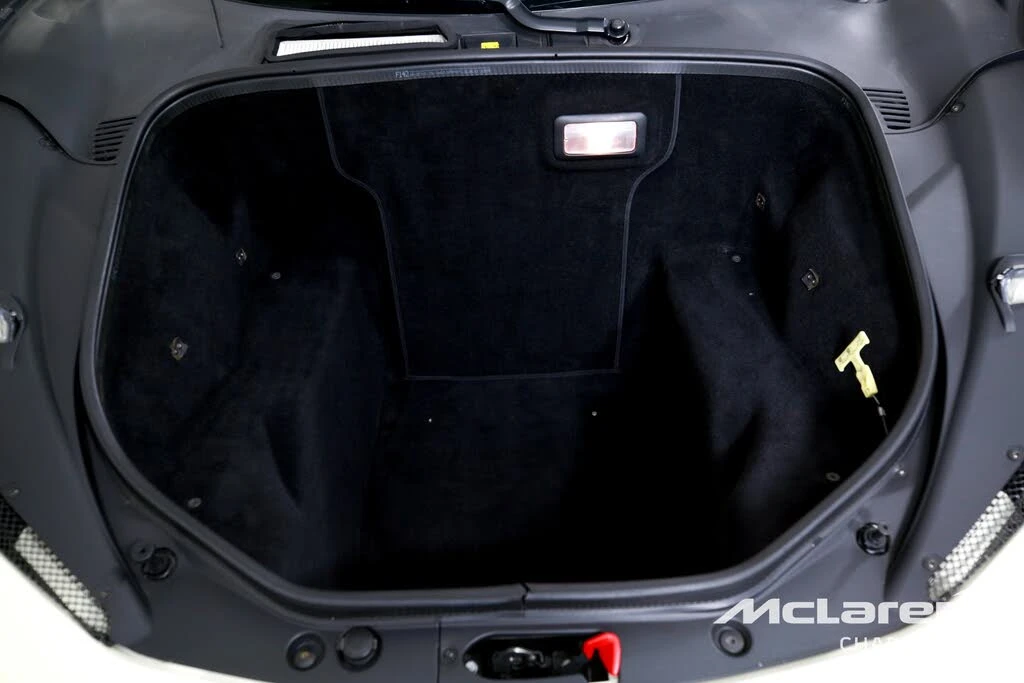 2014 Ferrari 458 Spider - Image 17 of 31