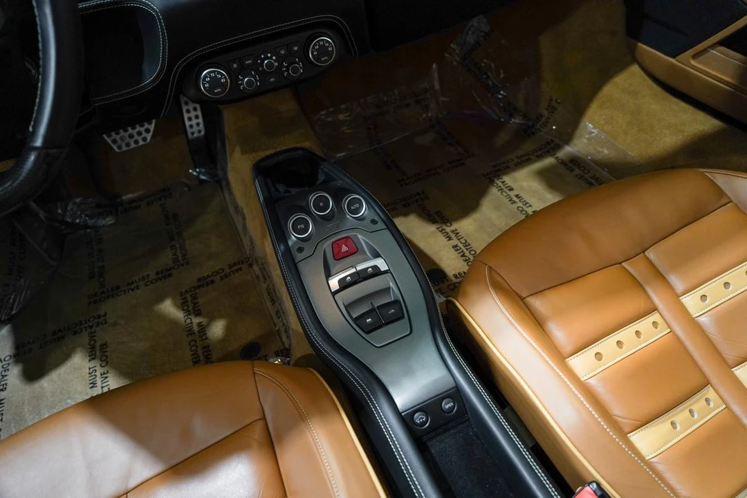 2014 Ferrari 458 Spider - Image 13 of 21