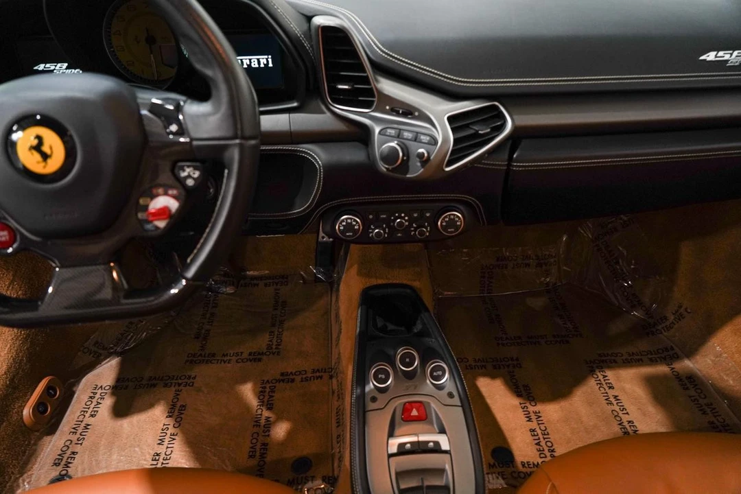 2014 Ferrari 458 Spider - Image 12 of 21