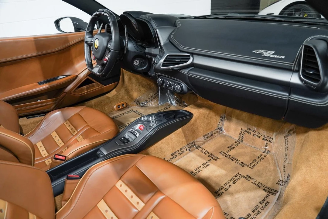 2014 Ferrari 458 Spider - Image 17 of 21