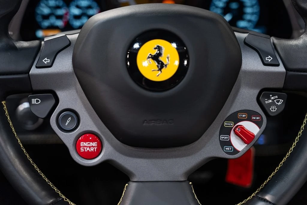 2014 Ferrari 458 Spider - Image 28 of 31