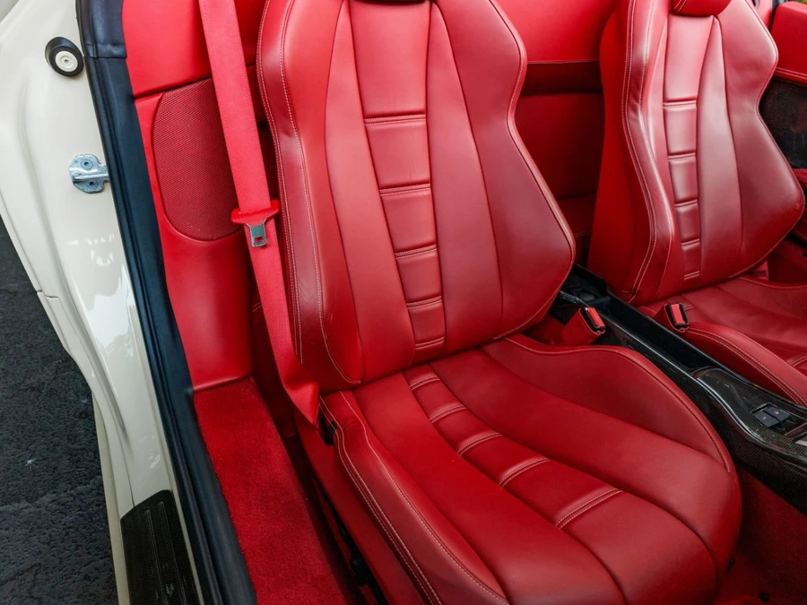 2014 Ferrari 458 Spider - Image 23 of 31