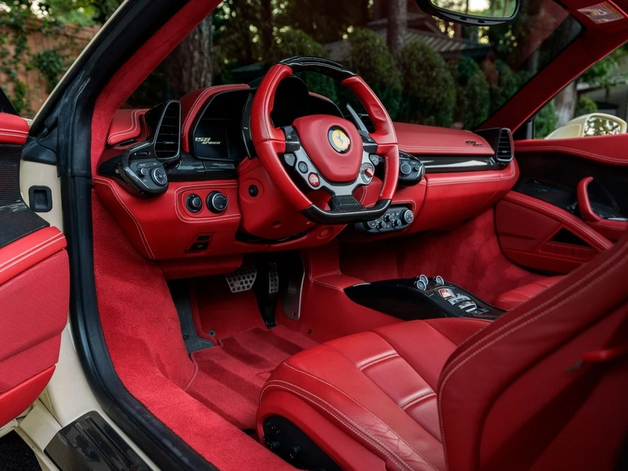 2014 Ferrari 458 Spider - Image 15 of 31