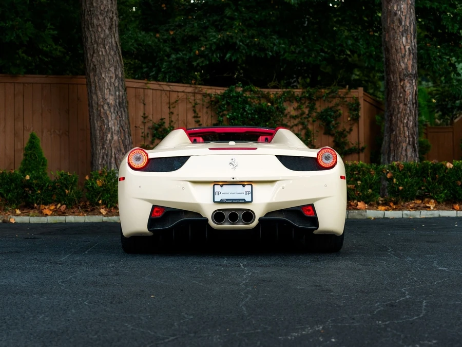 2014 Ferrari 458 Spider - Image 8 of 31