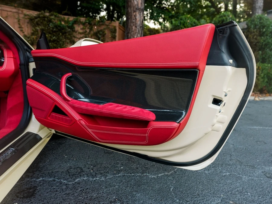 2014 Ferrari 458 Spider - Image 31 of 31